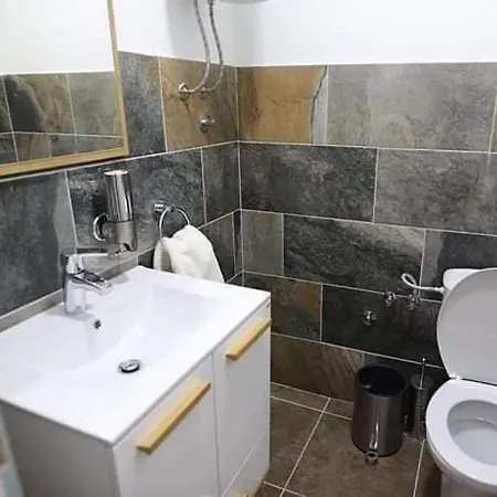 Apartment Tosic *